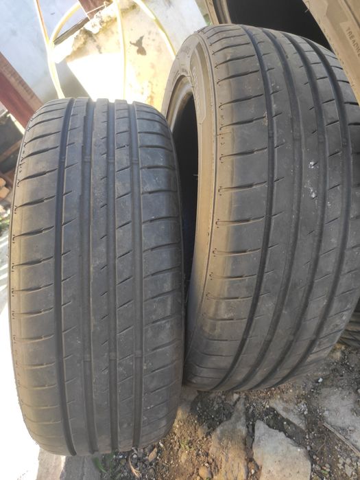 Vând anvelope de vara 225 50 17