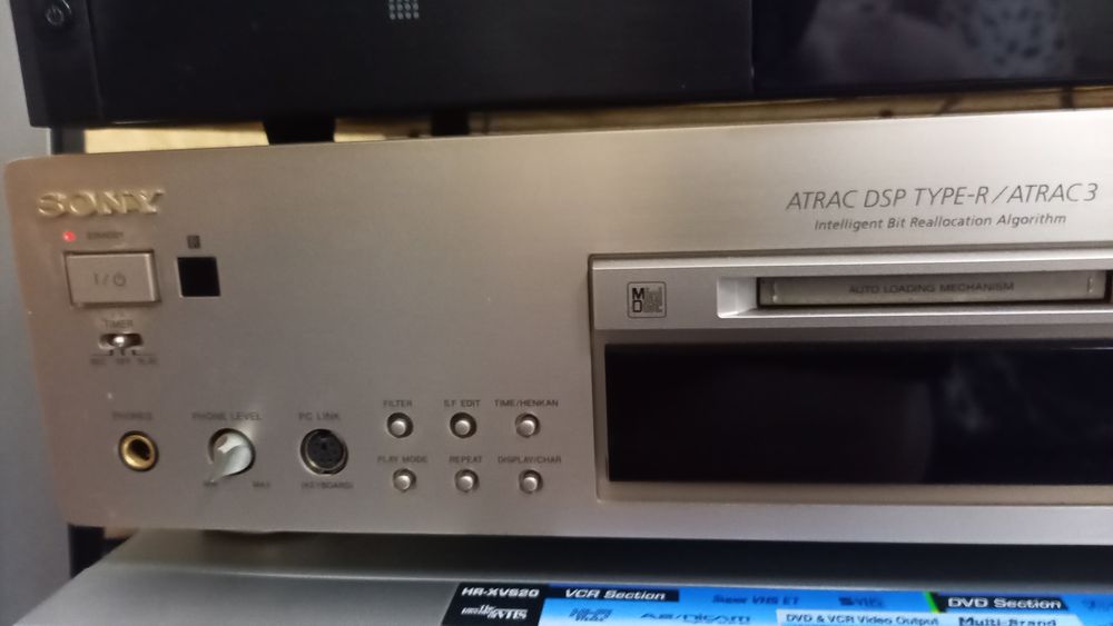 Teac V600,.Sony mds  jb 940.