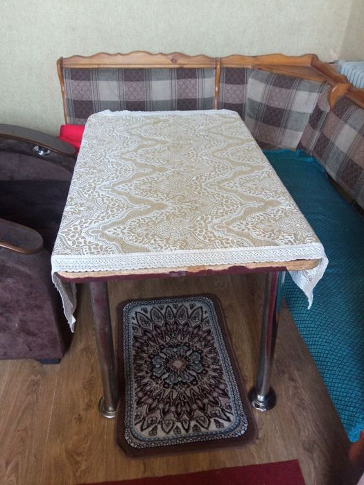 Хозяйкаси бн яшашга алохида хона топширамиз огил боллар болса хам