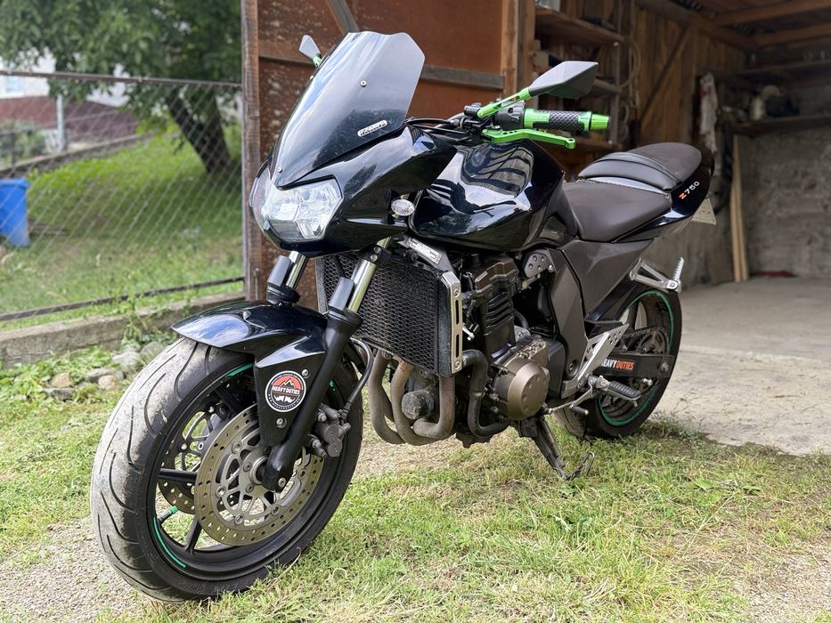 Kawasaki Z750 2004