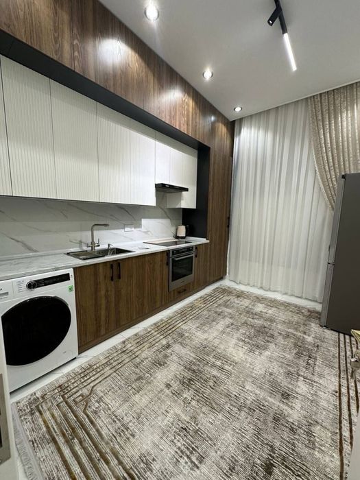 Продается 3-комнатная квартира, стадион Бунедкор, матро Мирзо Улугбек