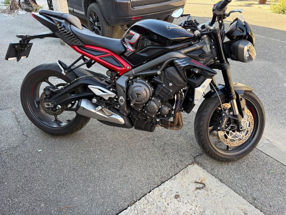 Triumph Street Triple 765 R