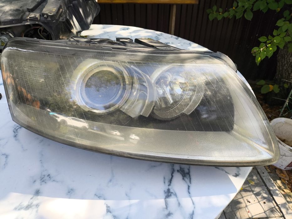 Продам фары на Ауди а 6 ц 6