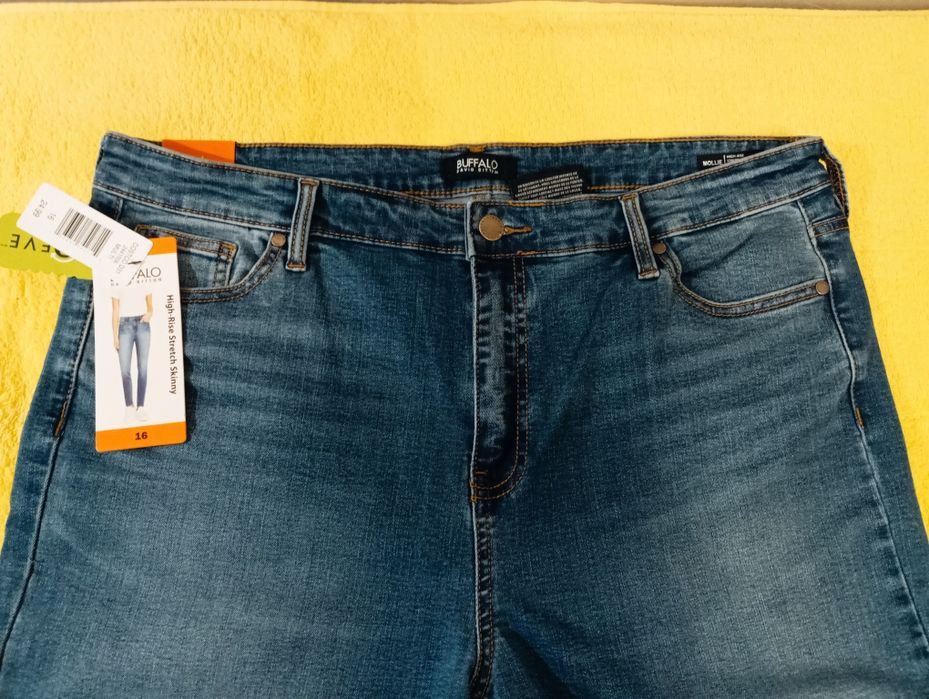Новые мужские джинсы