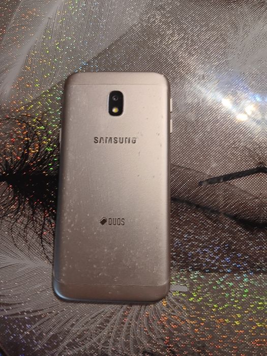 Телефон Самсунг 3J  дуо