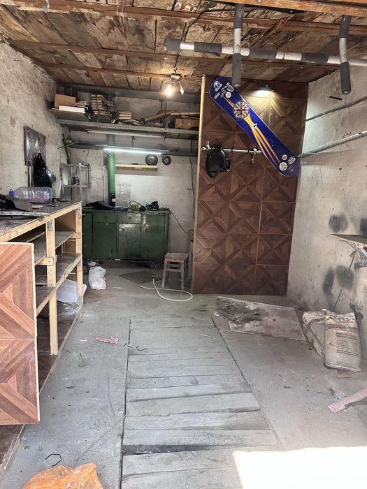 Гараж с дам в хорошие руки .