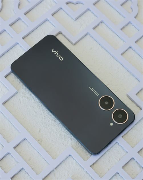 Vivo Y3 в хорошем состоянии