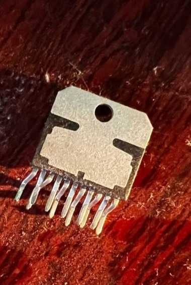 TDA2004R Стерео усилитель класса В