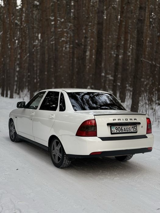 Продам приору 2013год