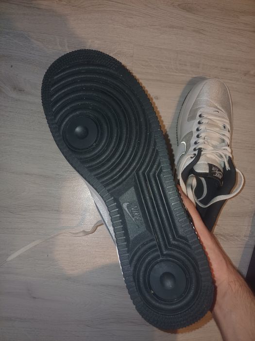 Nike Air Force 1 Low 07'