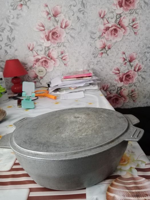 Утятница чугунный бу