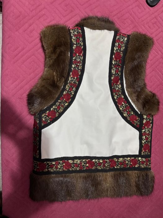 Vând bundiță  populară