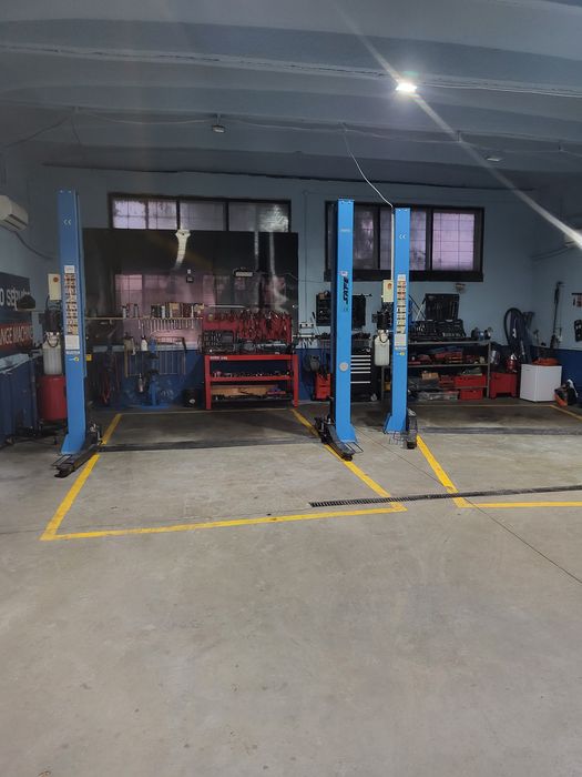 Service   auto de vanzare sau închiriez