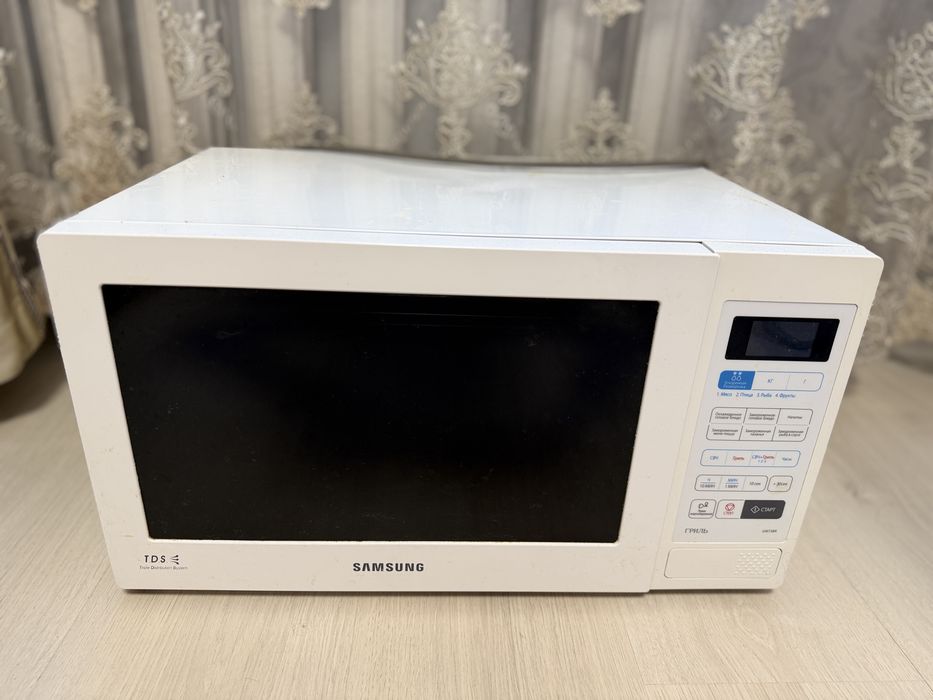 Микроволновка Samsung