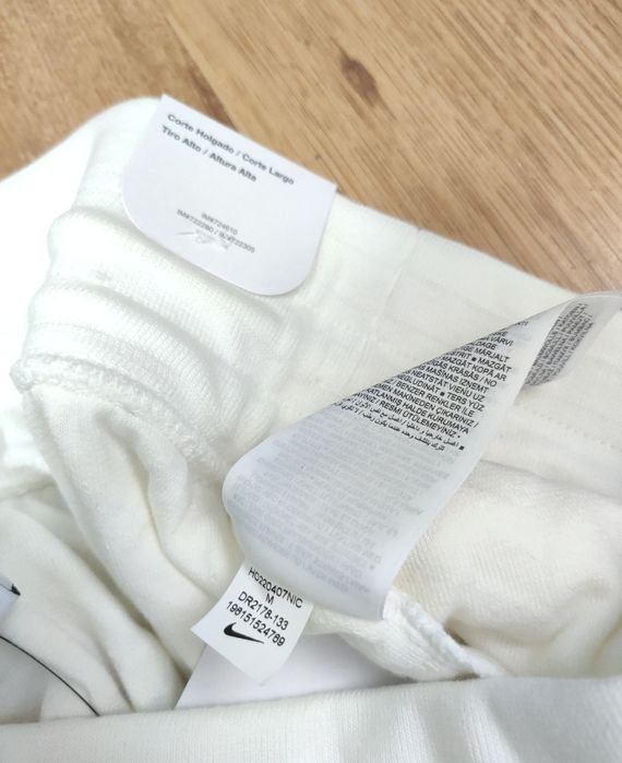 Pantaloni dama Nike mărimea M