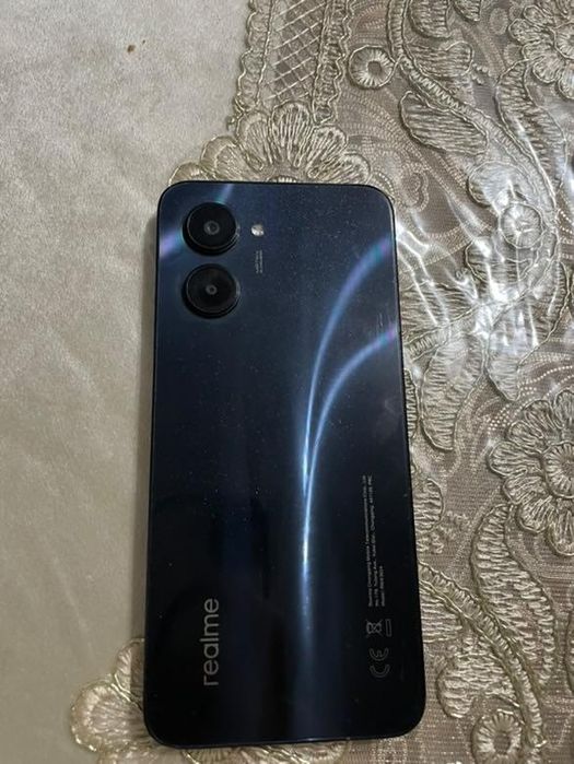 Realme C33
Holati yaxshi 
Xotira 64 Gb
Tezkor xotira 4+1 Gb
Atpechatka