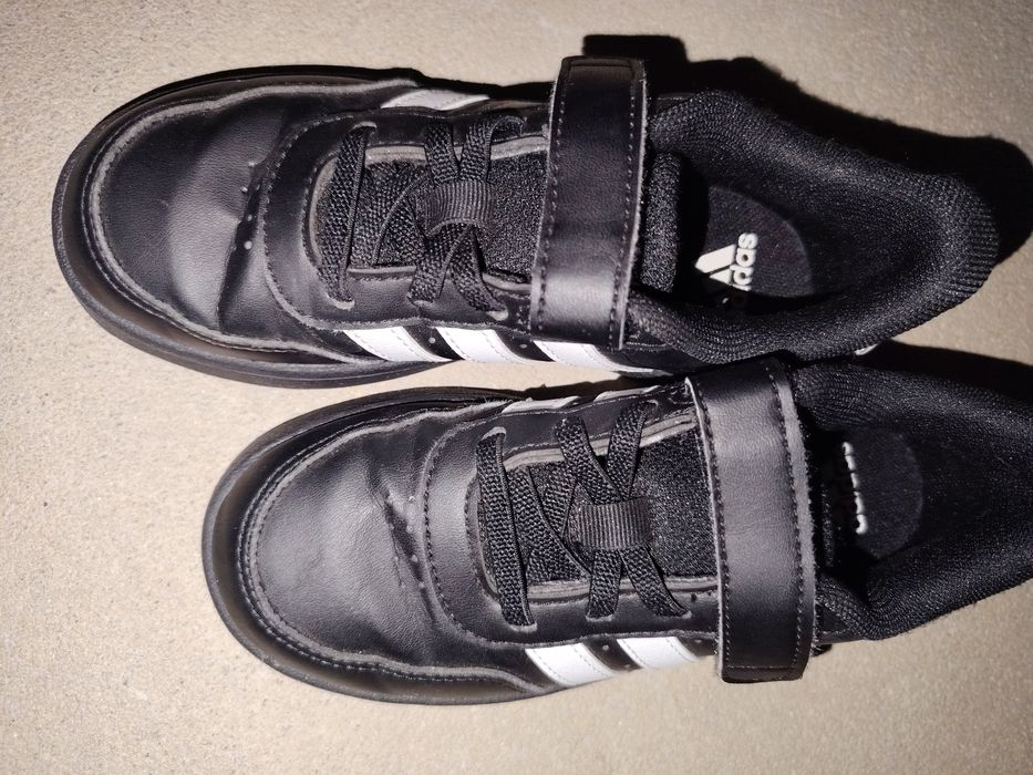 Adidași Adidas Nr 30 negri
