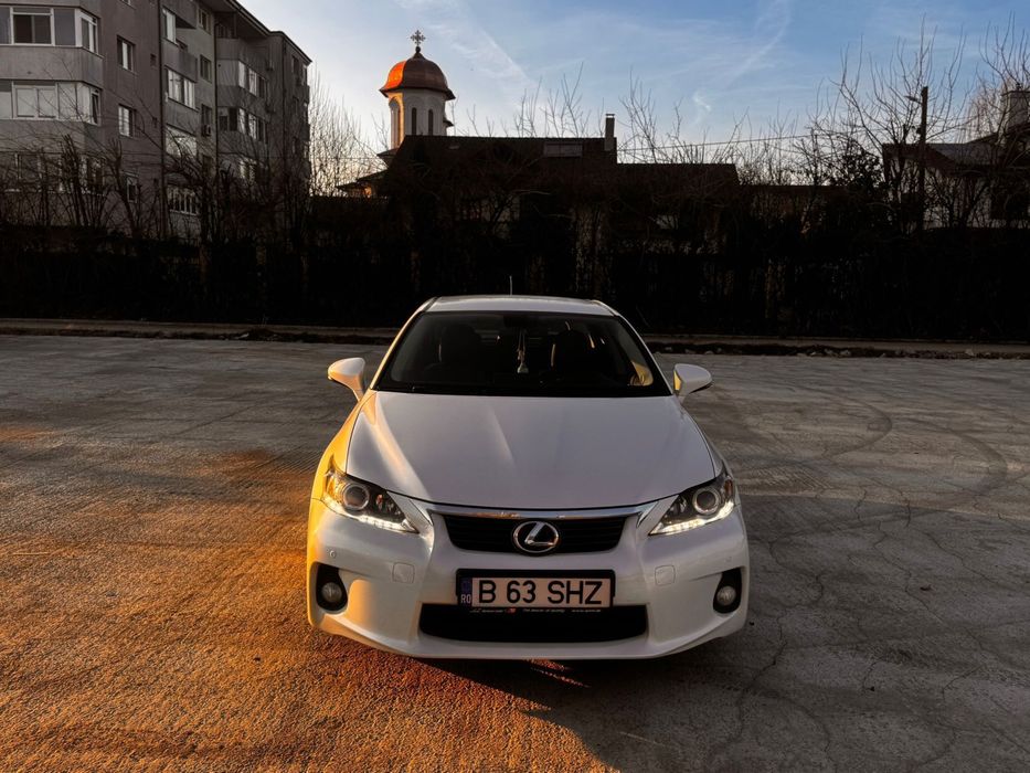 LEXUS CT 2011 — imagine 2