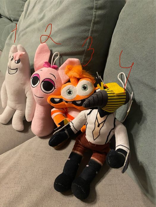 Игрушки из разных коллекций