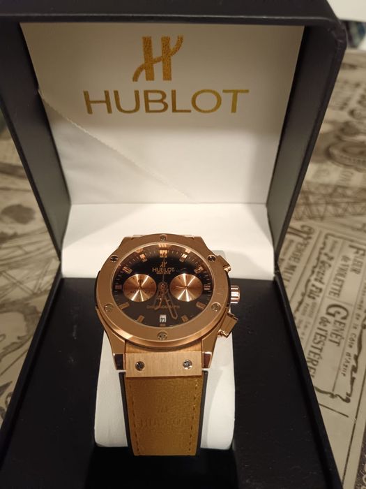 Продам часы Hublot.  Новые