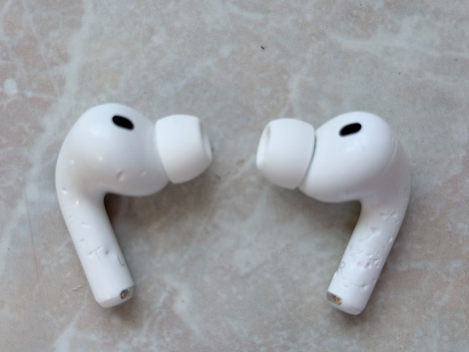 Airpods Pro 3 2025 Cracaoani • OLX.ro