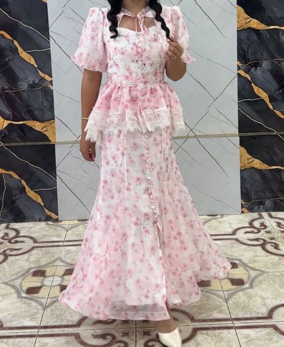 Вечерние платья, размер 44 .