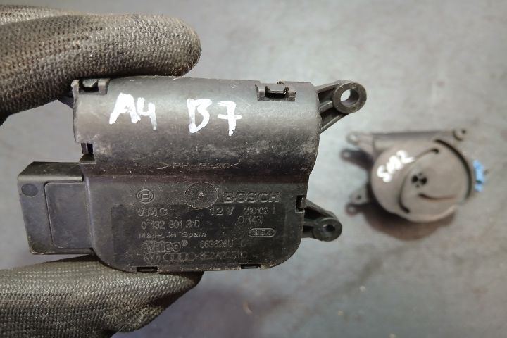 Motoras clapeta aeroterma 0132801310 8E2820511C 0132801310 8E2820511C