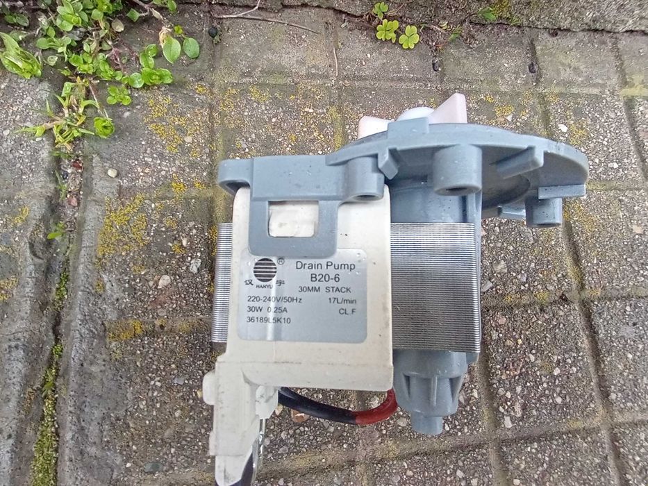 Продавам пералня  Daewoo DWD-8031 на части