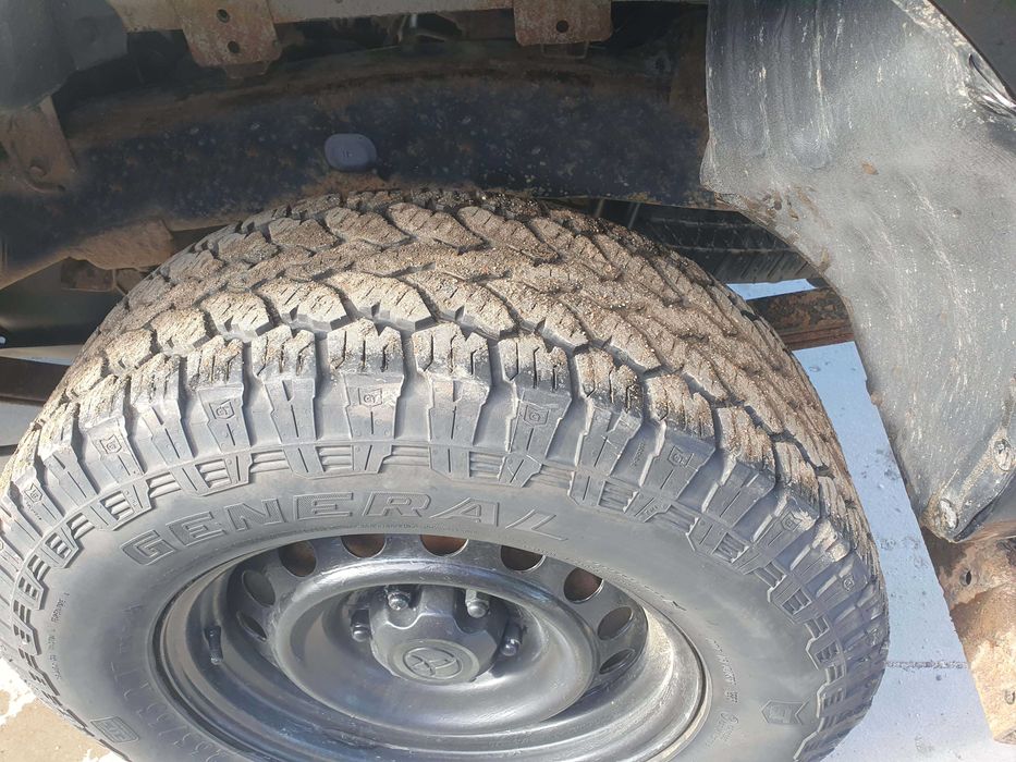 Toyota Hilux 2.5d, 4x4, an 2015 Aer Conditionat, troliu, acte RO
