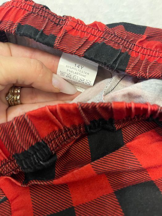 Pijamale H&M satin roz 146 cm-152 cm + bonus pijamale Craciun