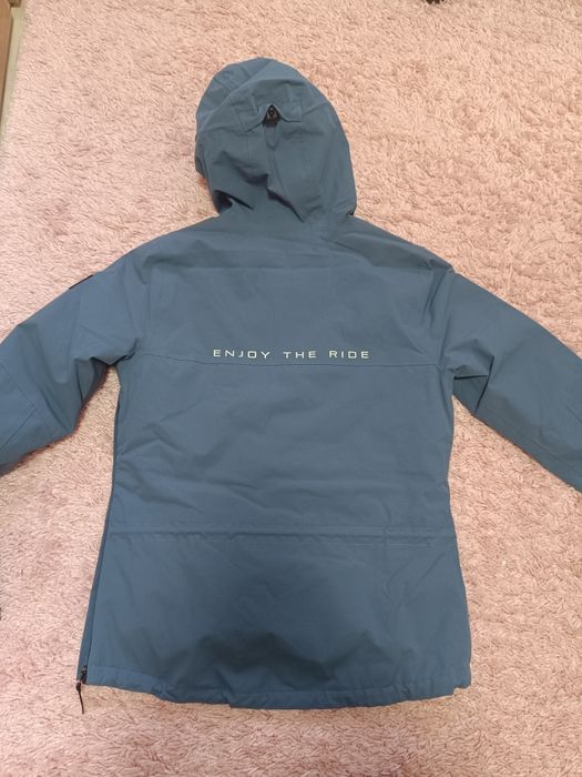 Ново дамско  сноуборд / ски яке Rehall размер S