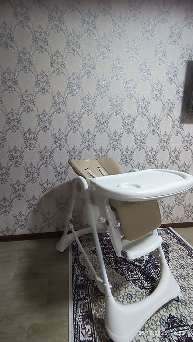Детский стульчик для кормления