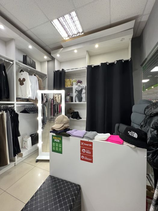 Продаётся бутик в центре города !