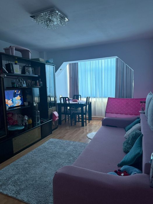 Apartament de închiriat