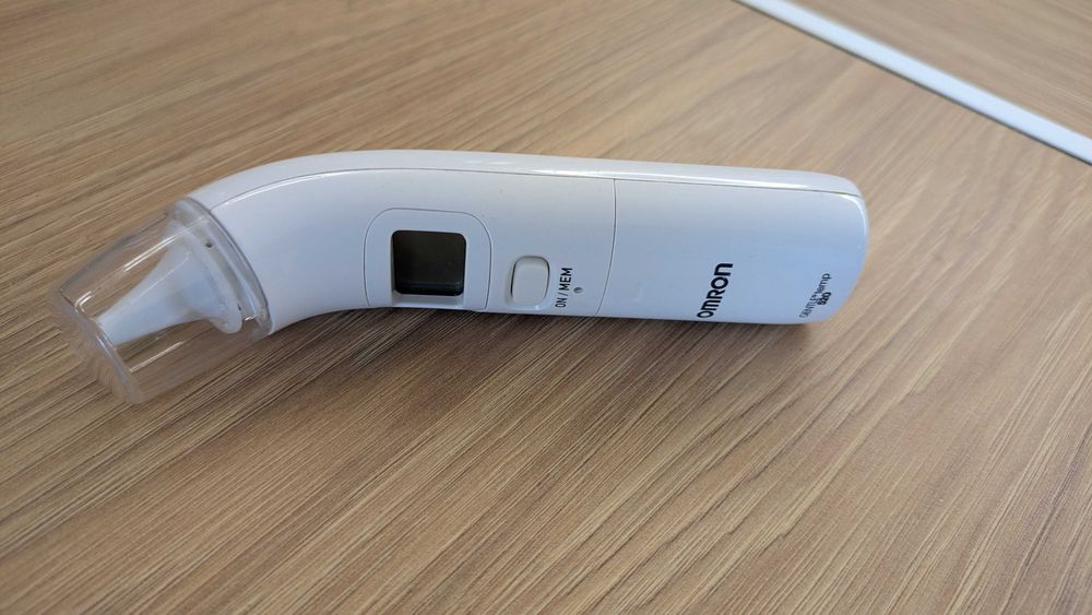 Термометър Omron електронен