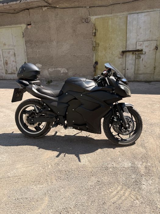 Электромотоцикл Infiniqi V6