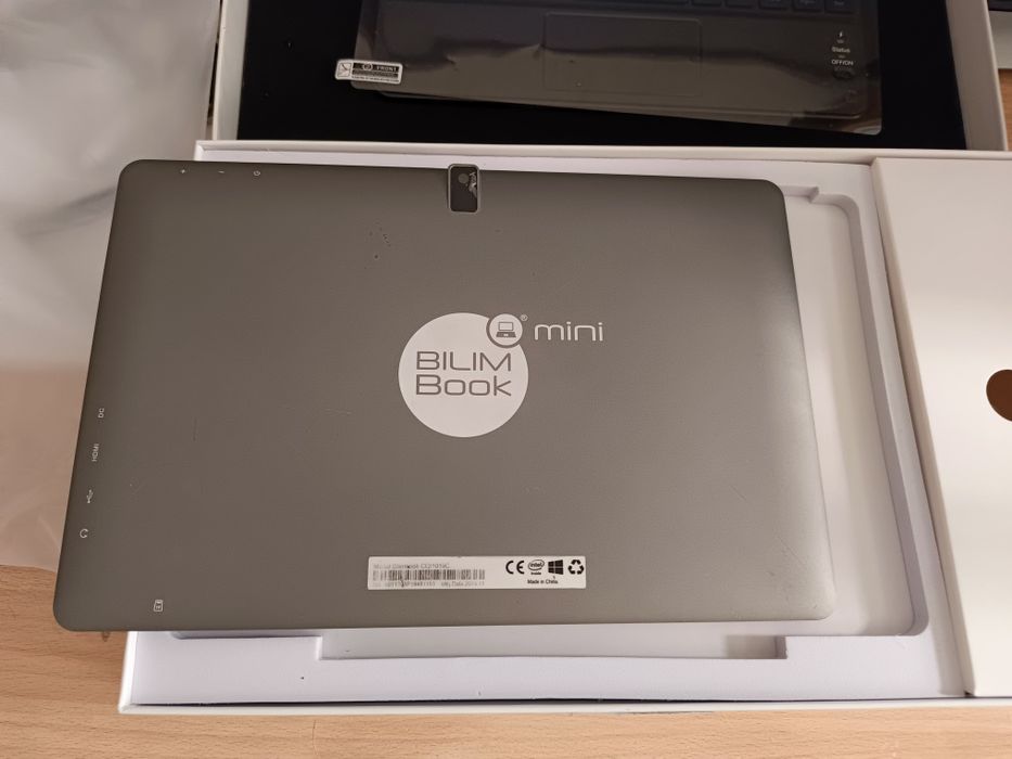 Планшет ноутбук Windows 10