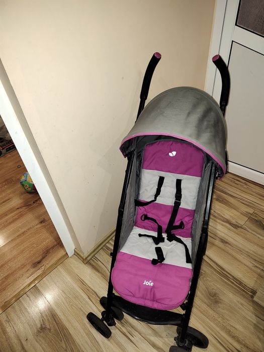Детска количка Joie