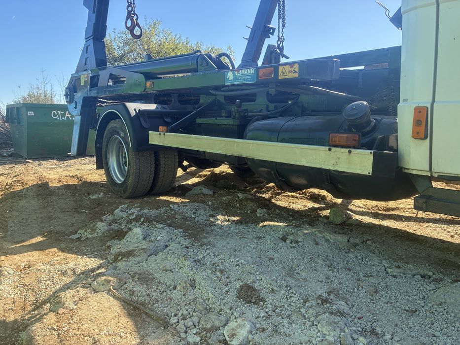 Mercedes Vario 814 abrollkipper skip