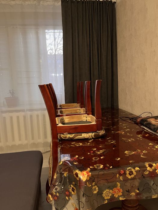 Стол и стулья ТОРГ