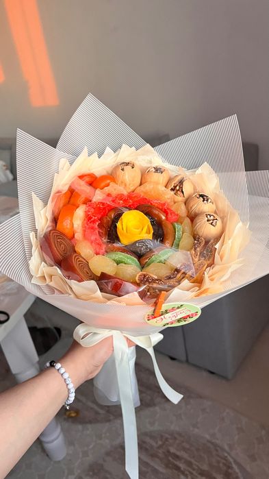 Букеты из сухофруктов