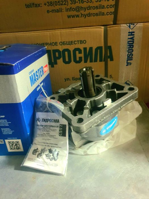 Насос шестеренный м32 НШ левий на авто ЗИЛ MASTER PLUS