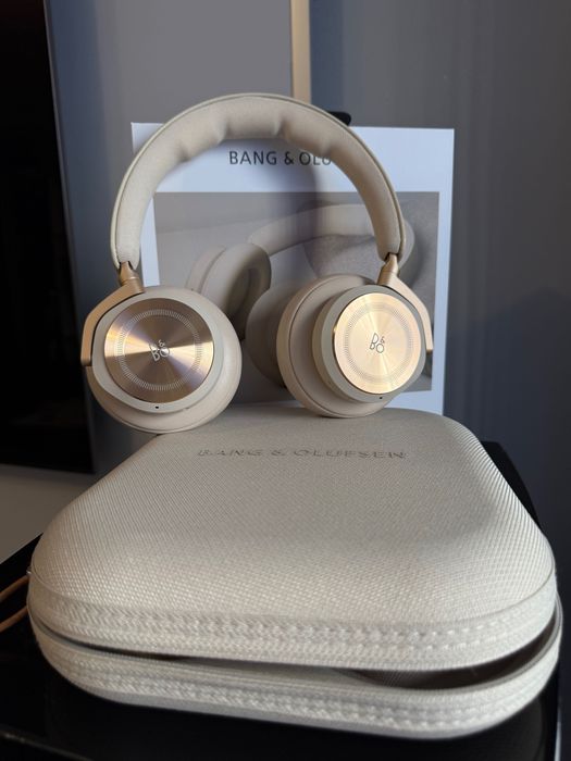 Висок клас безжични слушалки Bang & Olufsen - Beoplay HX - чисто нови
