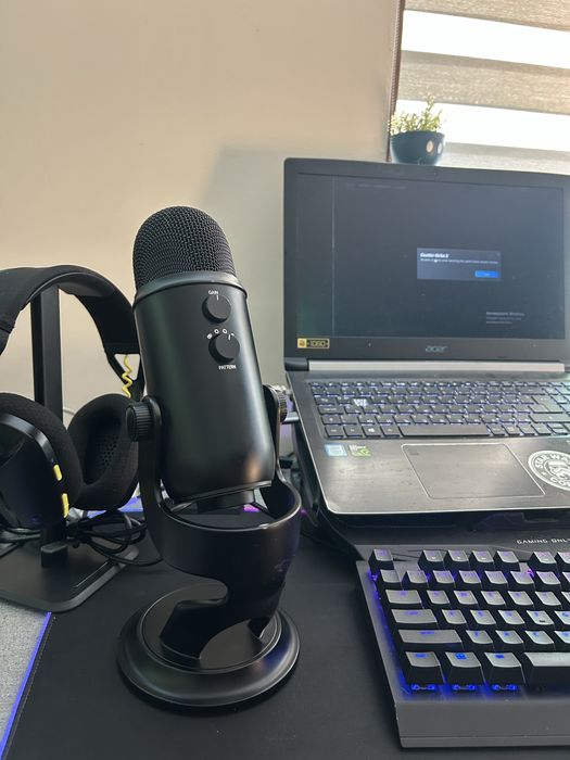Logitech Blue Yeti микрофон, подкаст, гейминг,стрийм