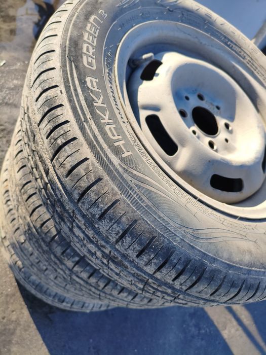 Продам летние шины Nokian