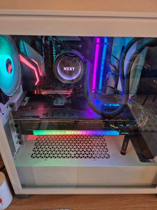 Геймърски компютър – RTX 3080 EVGA FTW3 Ultra, Ryzen 7 3700X, 32GB RGB