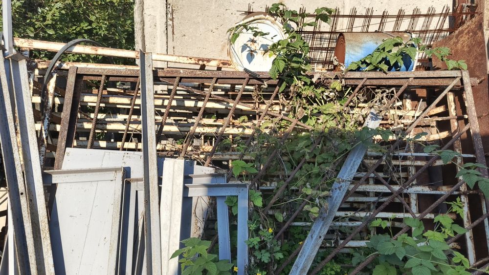 Продам решётки оконные