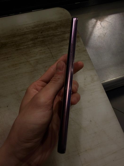 Продам Samsung s9 plus
