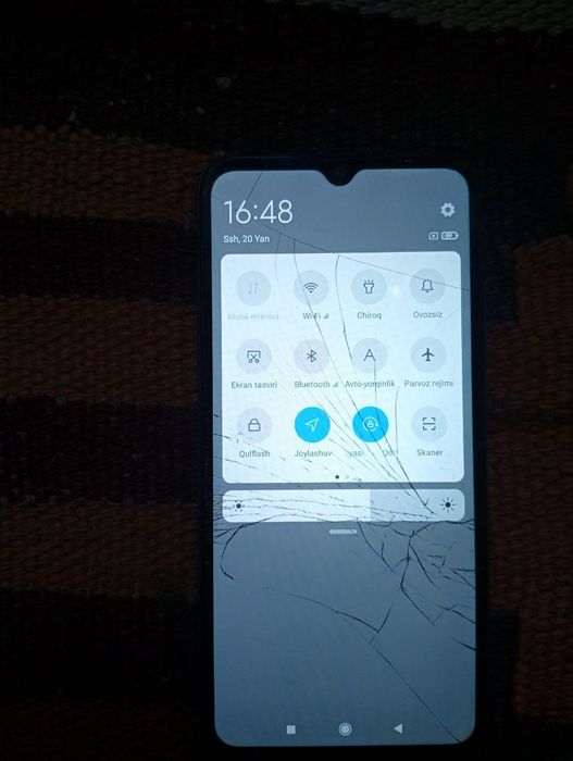 Arzonga sotiladi srochni