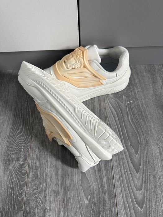 Versace odissea NOI